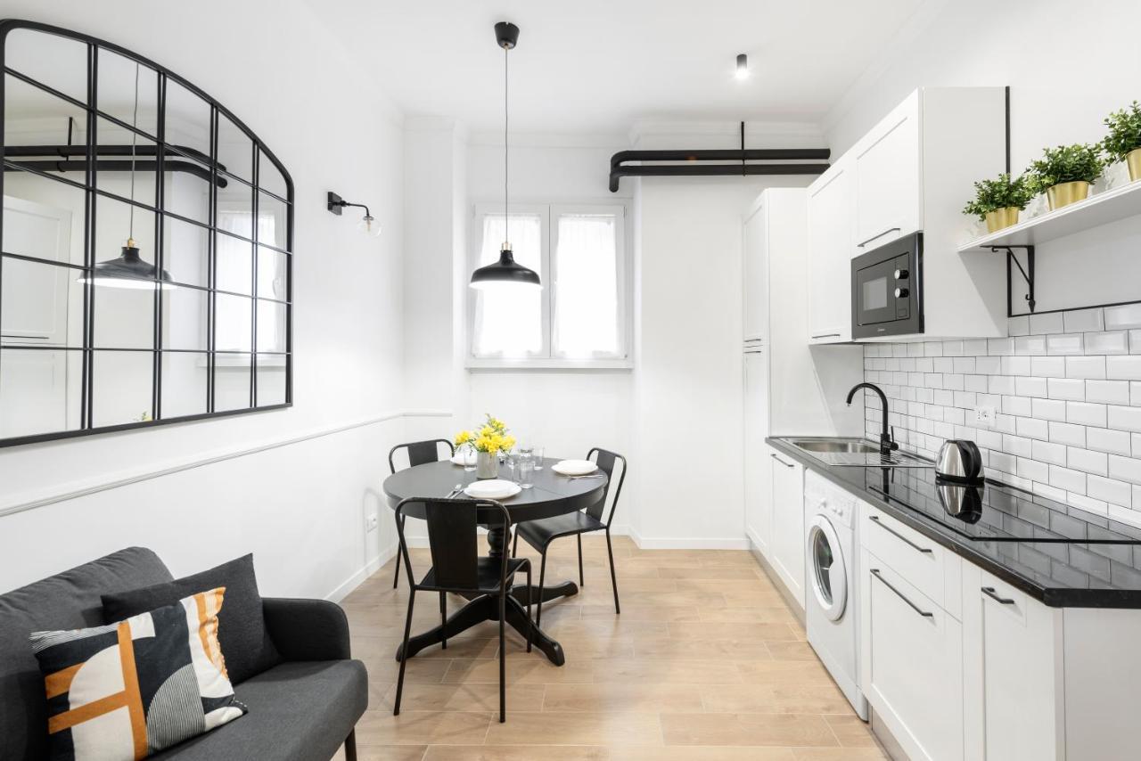 White Flat Ground Floor Lejlighed